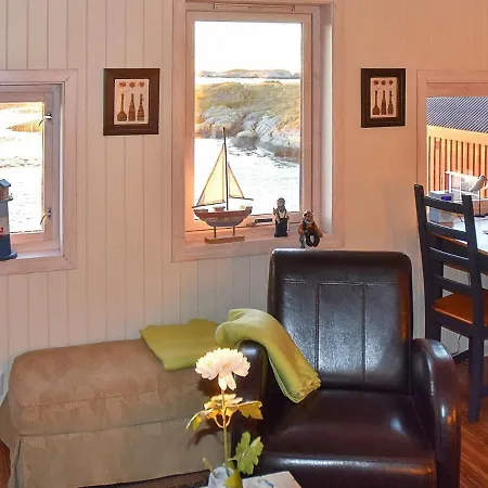 Holiday Home Bud Ferienhaus *