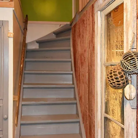 Holiday Home Bud *